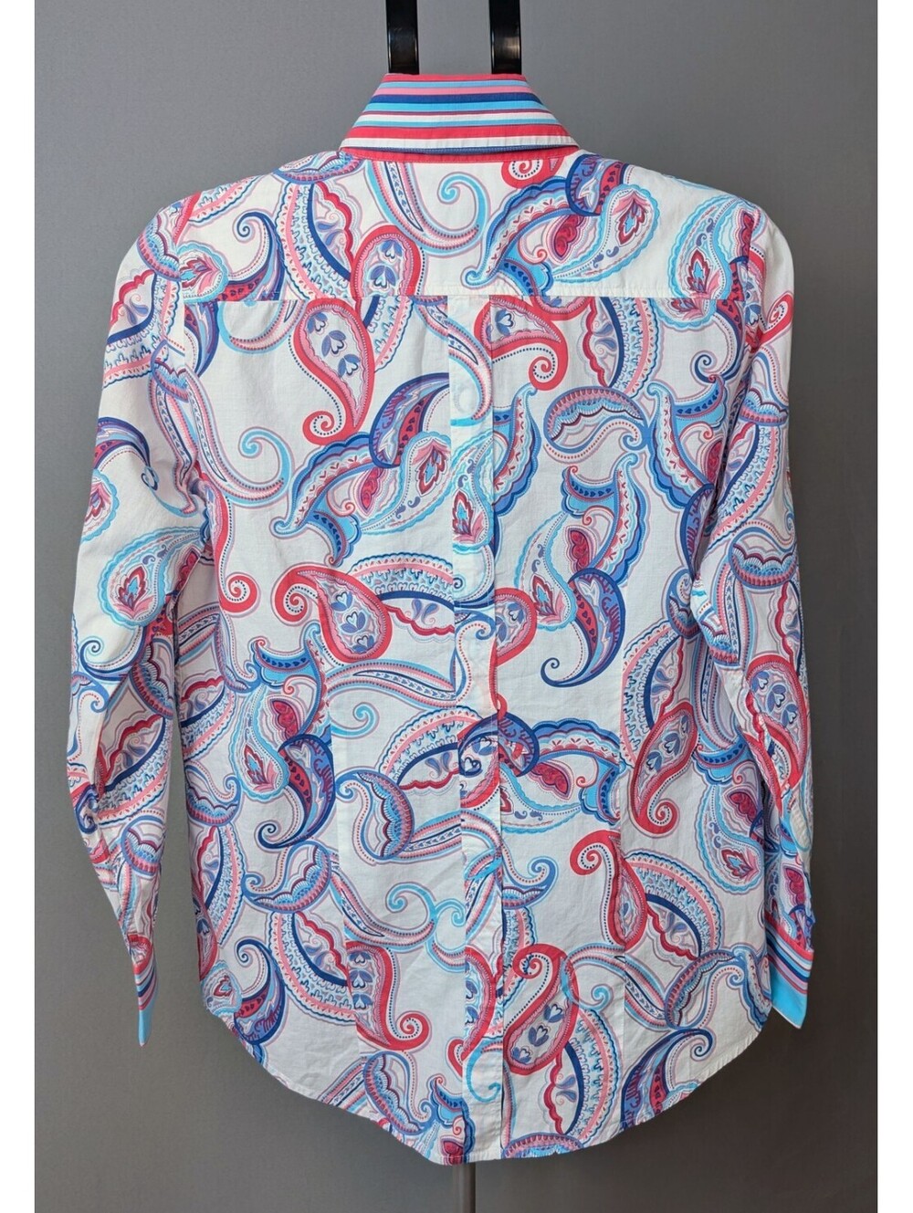 Maximalist Robert Graham Paisley Embroidered Button Down XL — Dopamine Dressing - Picture 2 of 9